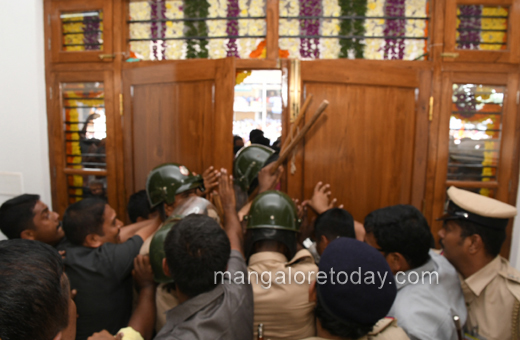 cm inagurates projects in bantwal